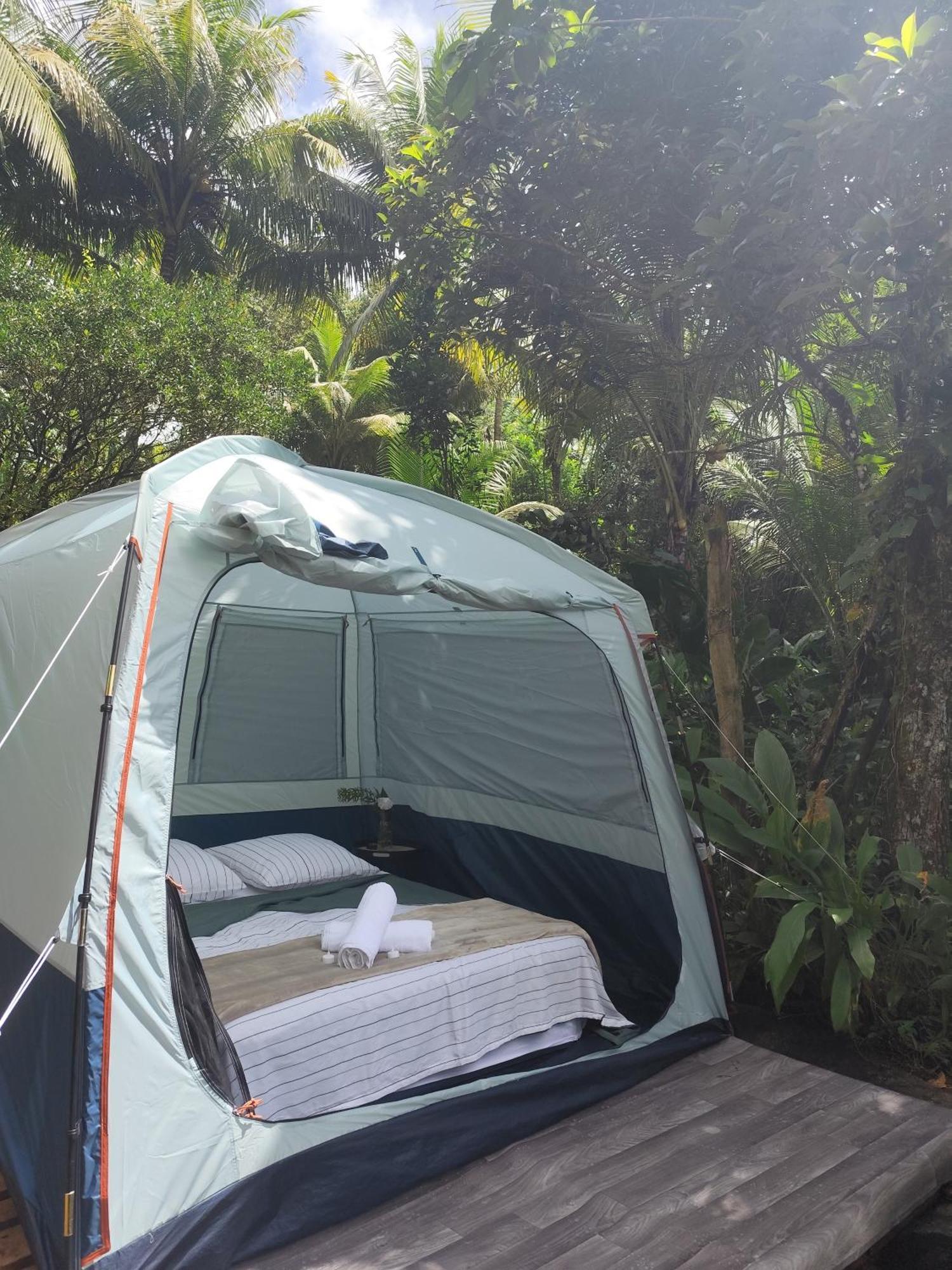 Camping A La Ferme Gros-Morne Экстерьер фото